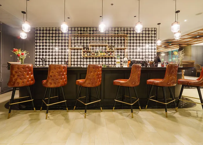 曼谷素坤逸20号万怡酒店 5*